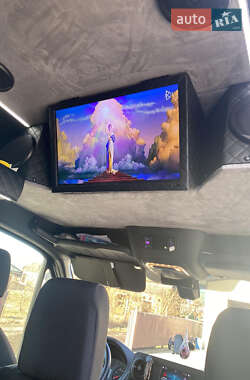 Микроавтобус Mercedes-Benz Sprinter 2019 в 