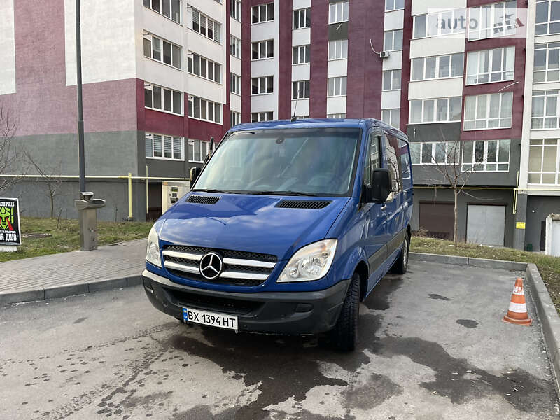 Грузопассажирский фургон Mercedes-Benz Sprinter 2009 в Хмельницком