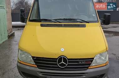 Грузовой фургон Mercedes-Benz Sprinter 2002 в Черкассах