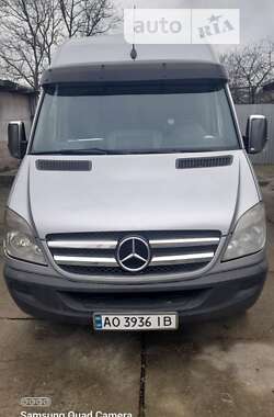 Грузовой фургон Mercedes-Benz Sprinter 2007 в Тячеве