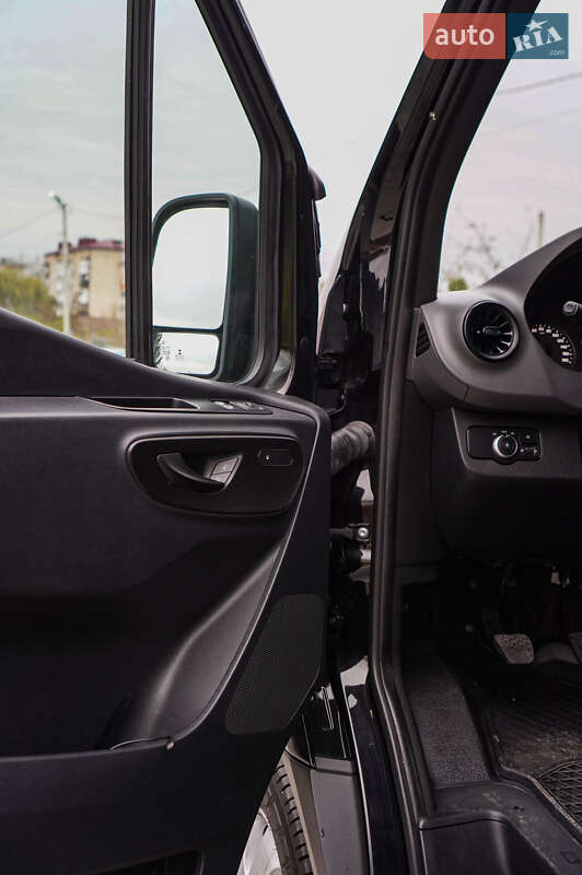Микроавтобус Mercedes-Benz Sprinter 2019 в Тернополе фото 24 Микроавтобус Mercedes-Benz Sprinter 2019 в Тернополе