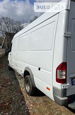 Грузовой фургон Mercedes-Benz Sprinter 2003 в Львове