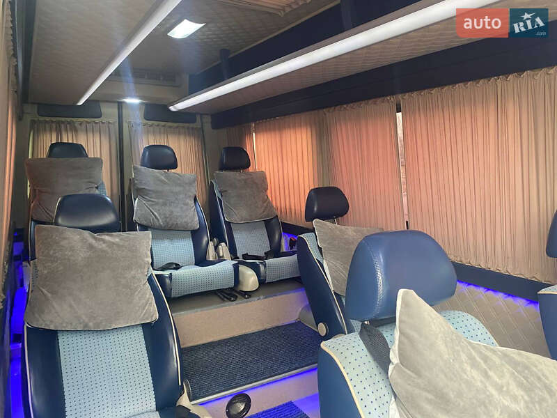 Микроавтобус Mercedes-Benz Sprinter 2010 в Кривом Роге