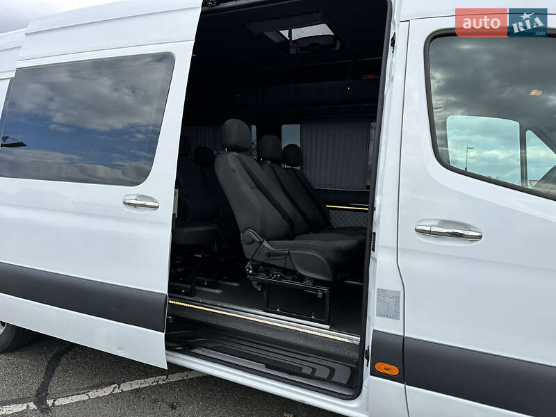 Микроавтобус Mercedes-Benz Sprinter 2019 в Виноградове