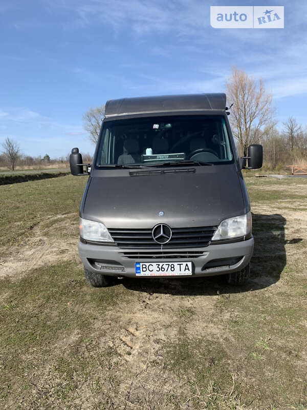 Автовоз Mercedes-Benz Sprinter 2001 в Яворові