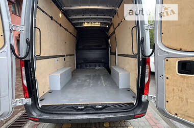 Вантажний фургон Mercedes-Benz Sprinter 2020 в Сваляві