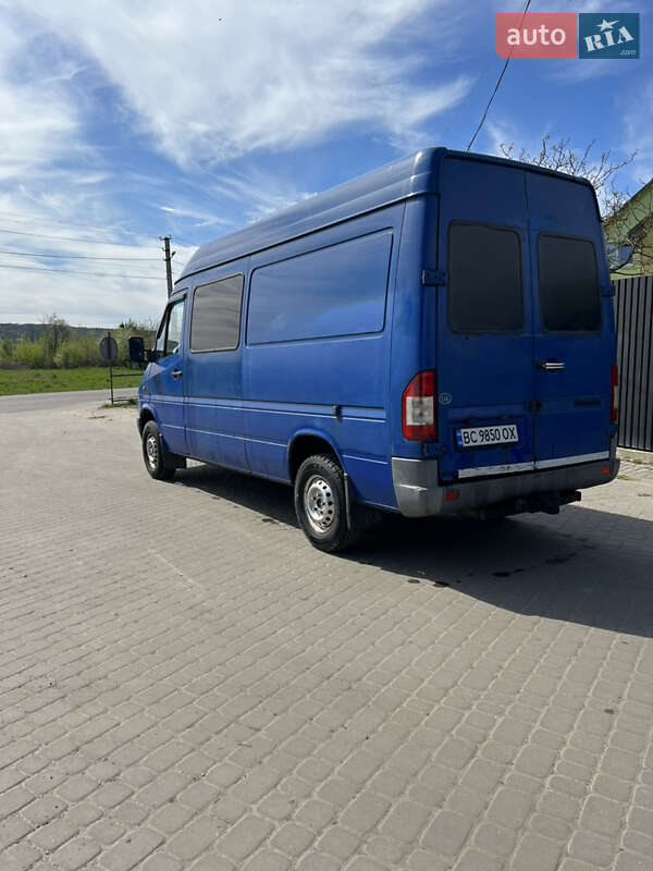 Мікроавтобус Mercedes-Benz Sprinter 2000 в Львові