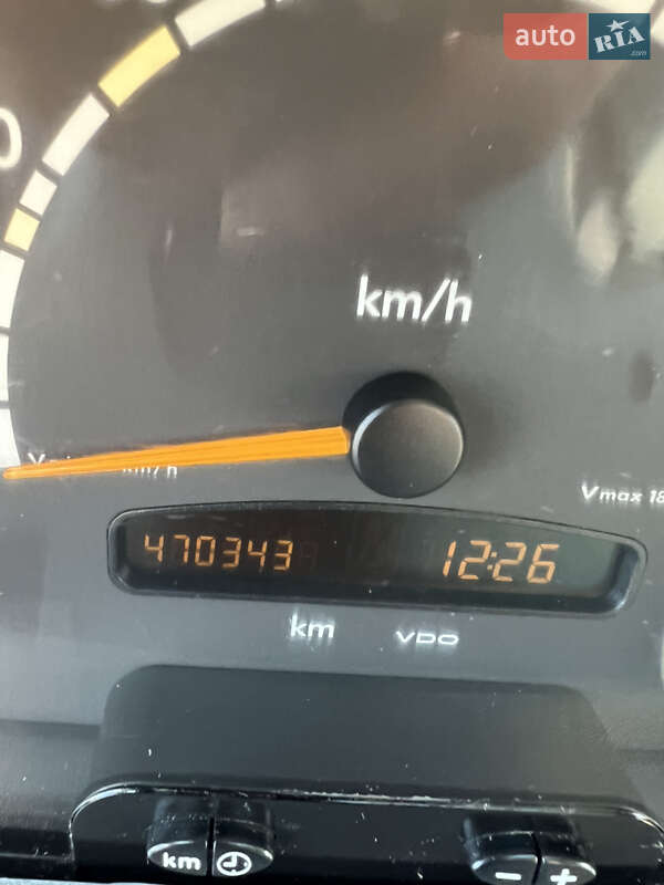 Мікроавтобус Mercedes-Benz Sprinter 2000 в Львові