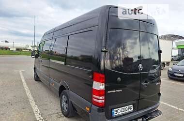 Микроавтобус Mercedes-Benz Sprinter 2014 в Городке