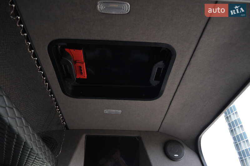 Микроавтобус Mercedes-Benz Sprinter 2019 в Киеве