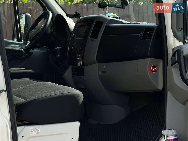 Автовоз Mercedes-Benz Sprinter 2016 в Львові