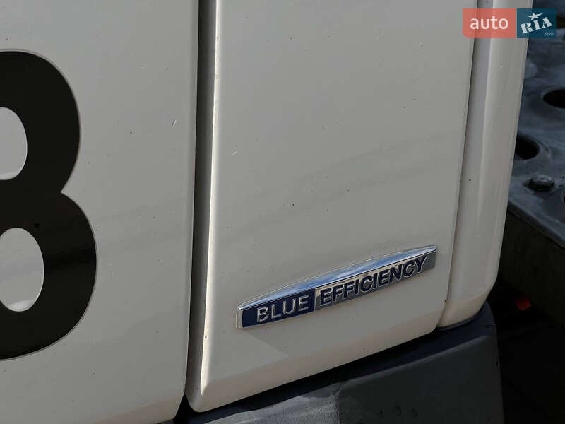 Автовоз Mercedes-Benz Sprinter 2016 в Львові