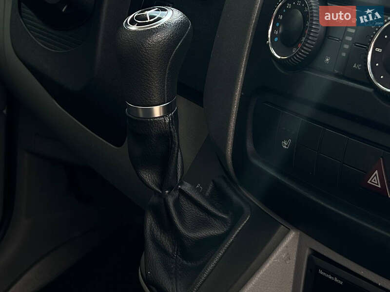 Автовоз Mercedes-Benz Sprinter 2016 в Львові