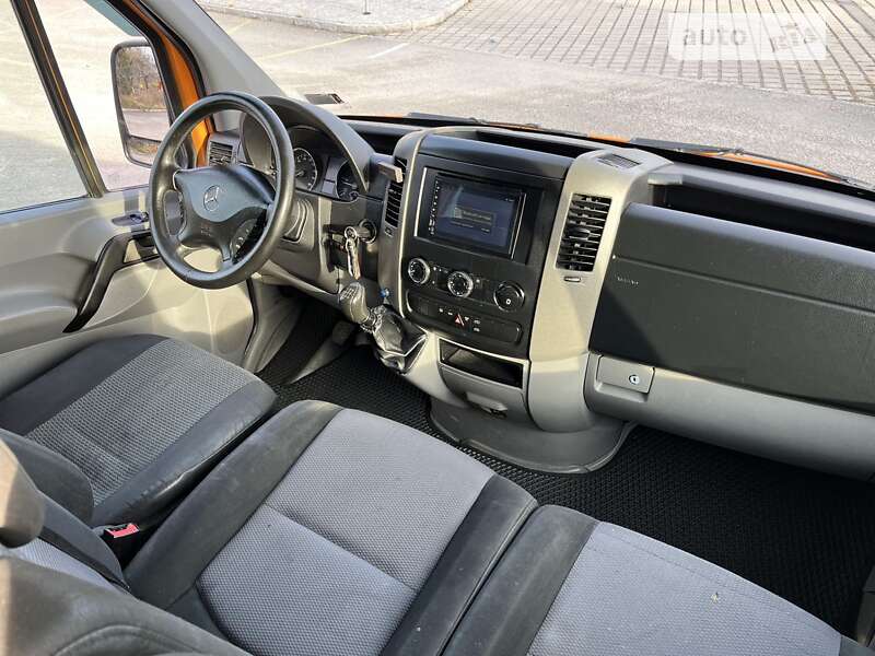 Грузопассажирский фургон Mercedes-Benz Sprinter 2012 в Збараже