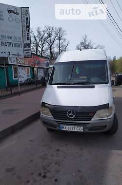 Пригородный автобус Mercedes-Benz Sprinter 2001 в Киеве