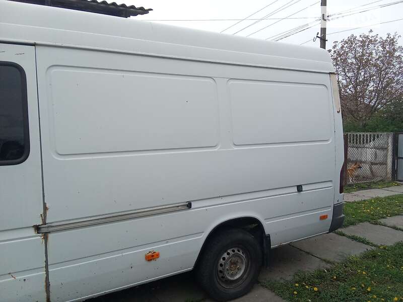 Вантажопасажирський фургон Mercedes-Benz Sprinter 2005 в Львові
