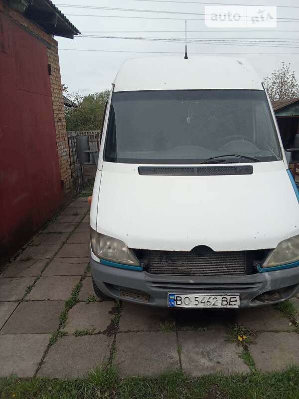 Вантажопасажирський фургон Mercedes-Benz Sprinter 2005 в Львові