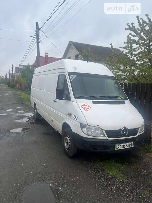 Вантажний фургон Mercedes-Benz Sprinter 2005 в Києві