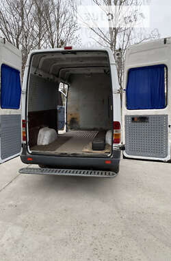 Вантажний фургон Mercedes-Benz Sprinter 1999 в 