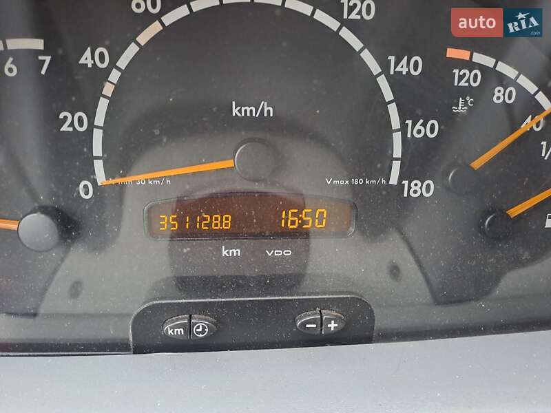 Микроавтобус Mercedes-Benz Sprinter 2001 в Тернополе