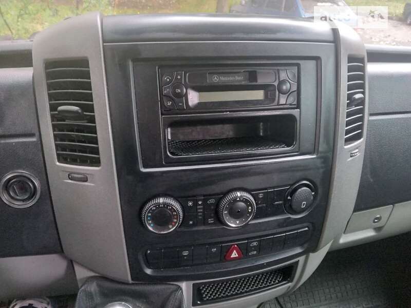 Микроавтобус Mercedes-Benz Sprinter 2007 в Запорожье фото 11 Микроавтобус Mercedes-Benz Sprinter 2007 в Запорожье