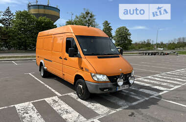 Вантажний фургон Mercedes-Benz Sprinter 2000 в Рівному