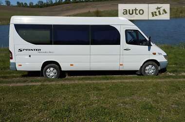 Вантажопасажирський фургон Mercedes-Benz Sprinter 2005 в Кам'янець-Подільському