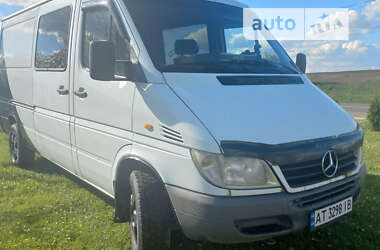 Грузопассажирский фургон Mercedes-Benz Sprinter 2003 в Косове