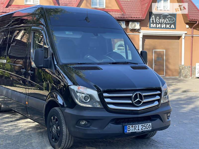 Грузовой фургон Mercedes-Benz Sprinter 2017 в Самборе