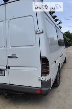 Микроавтобус Mercedes-Benz Sprinter 2006 в Бродах