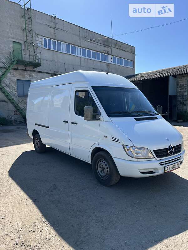 Грузовой фургон Mercedes-Benz Sprinter 2004 в Харькове