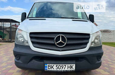 Грузовой фургон Mercedes-Benz Sprinter 2015 в Дубно