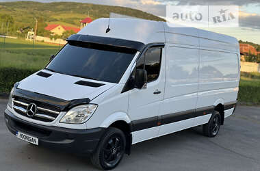 Грузовой фургон Mercedes-Benz Sprinter 2012 в Берегово