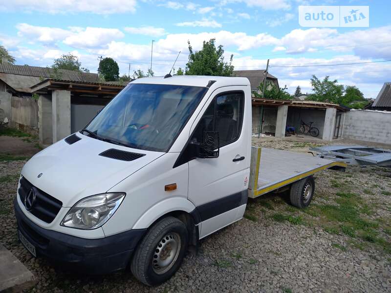 Mercedes-Benz Sprinter 2012