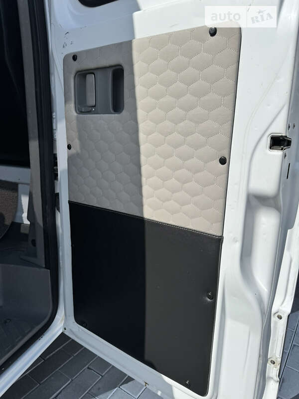 Автовоз Mercedes-Benz Sprinter 2011 в Рівному