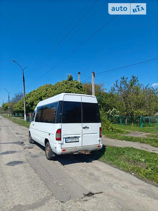 Микроавтобус Mercedes-Benz Sprinter 2001 в Богородчанах