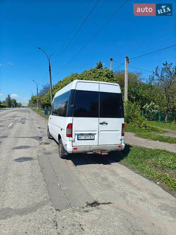 Мікроавтобус Mercedes-Benz Sprinter 2001 в Богородчанах