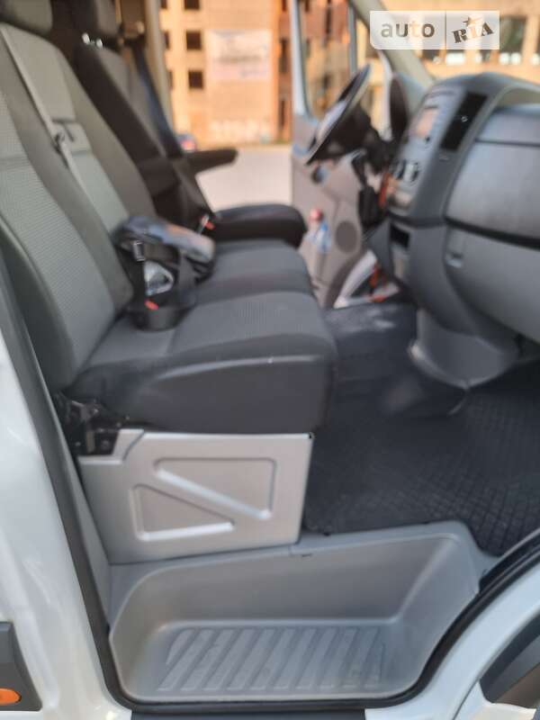 Вантажний фургон Mercedes-Benz Sprinter 2016 в Тернополі
