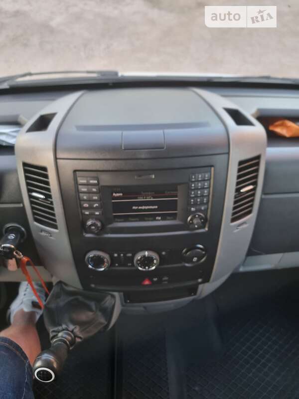 Вантажний фургон Mercedes-Benz Sprinter 2016 в Тернополі