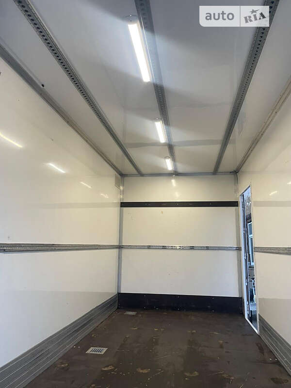 Вантажний фургон Mercedes-Benz Sprinter 2019 в Снятині фото 64 Вантажний фургон Mercedes-Benz Sprinter 2019 в Снятині