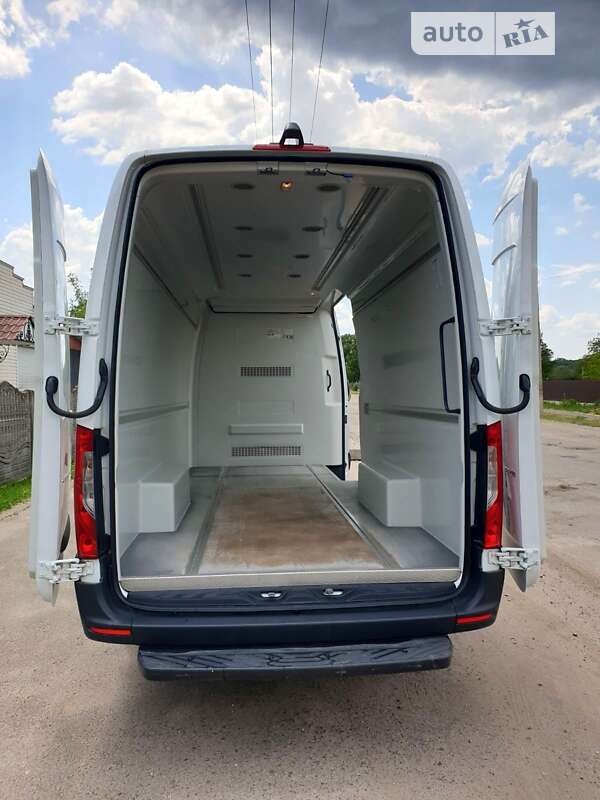 Грузовой фургон Mercedes-Benz Sprinter 2019 в Новомиргороде