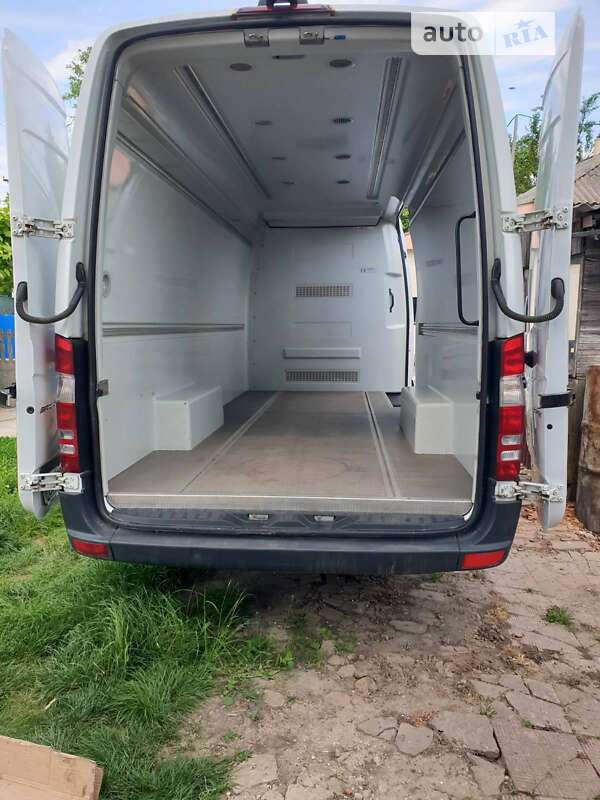 Грузовой фургон Mercedes-Benz Sprinter 2016 в Новомиргороде