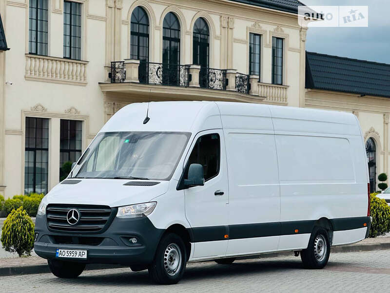 Грузовой фургон Mercedes-Benz Sprinter 2019 в Мукачево