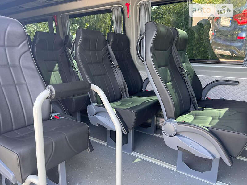 Туристический / Междугородний автобус Mercedes-Benz Sprinter 2015 в Киеве фото 8 Туристический / Междугородний автобус Mercedes-Benz Sprinter 2015 в Киеве
