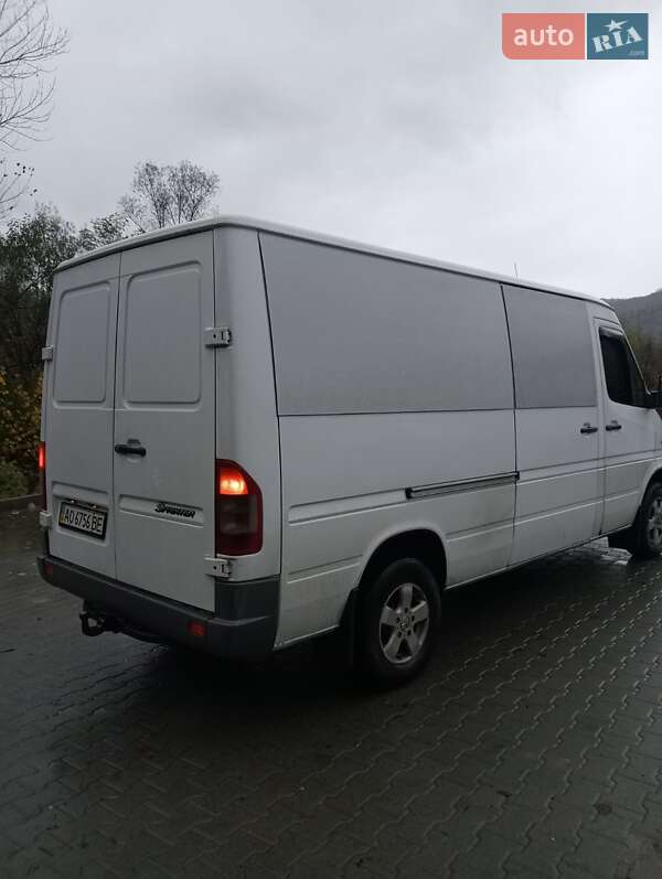 Мікроавтобус Mercedes-Benz Sprinter 2005 в Тячеві фото 8 Мікроавтобус Mercedes-Benz Sprinter 2005 в Тячеві