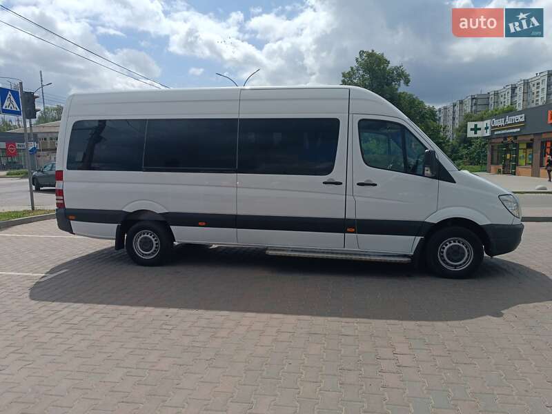 Туристичний / Міжміський автобус Mercedes-Benz Sprinter 2012 в Сумах