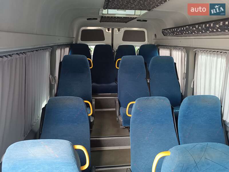 Туристичний / Міжміський автобус Mercedes-Benz Sprinter 2012 в Сумах