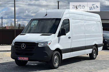 Вантажний фургон Mercedes-Benz Sprinter 2020 в Львові