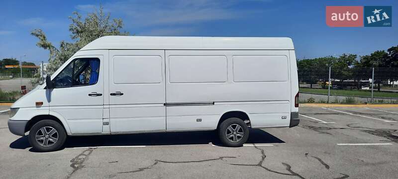 Грузовой фургон Mercedes-Benz Sprinter 2005 в Запорожье