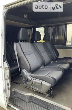 Вантажопасажирський фургон Mercedes-Benz Sprinter 2005 в Городку